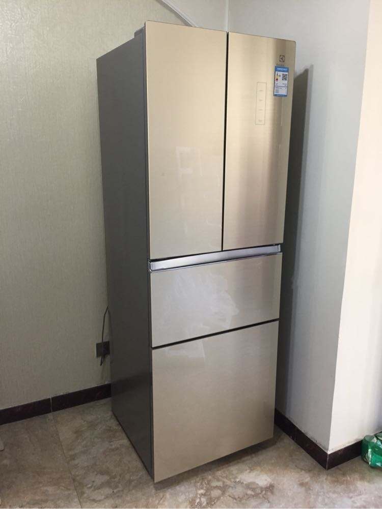 冰箱外殼漏電什么原因