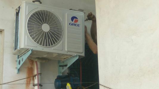 空調噪音大為什么